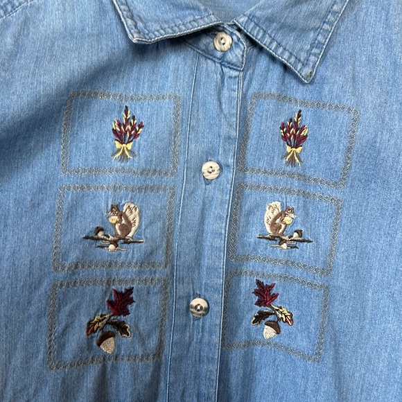 VINTAGE 80s Northern Reflections Denim Chambray Embroidered Button Down Shirt - Picture 1 of 11